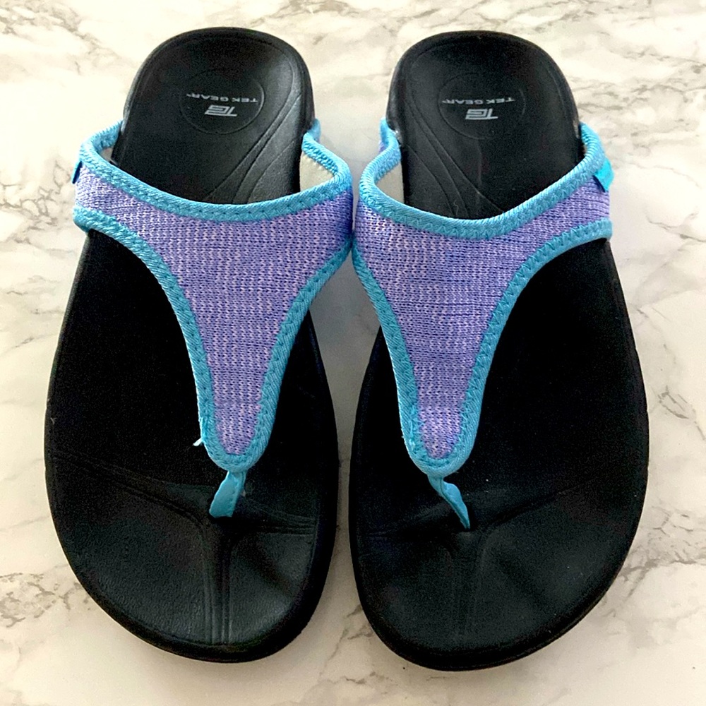 Tek Gear wedge flip flops.  Size 6. New condition without tags.